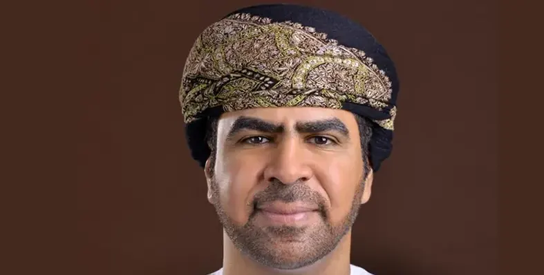 Image_of_a_man_wearing_an_Omani_turban