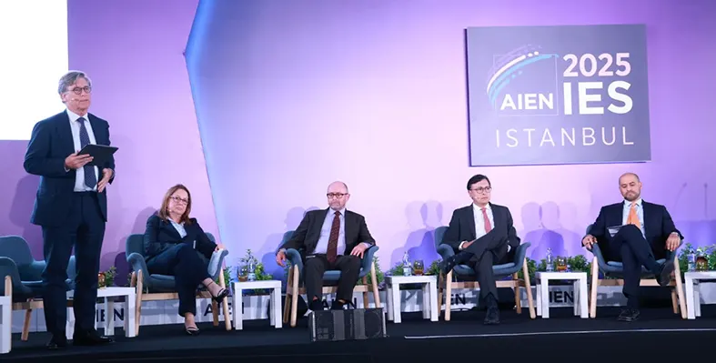 The energy trilemma was the focus of discussion at the session. (Image source: AIEN International Summit)