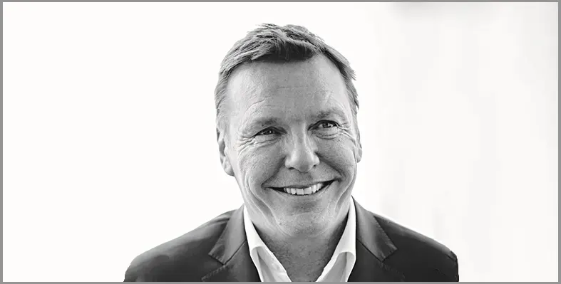 headshot_of_Christopher_Hudson