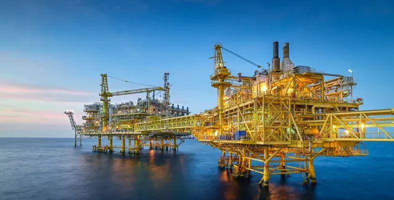 Image_of_a_platform_on_the_largest_offshore_gas_field 