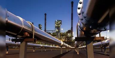 pipeline_and_refinery
