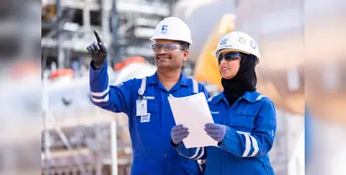 male_and_female_engineer_at_petrochemicals_plant