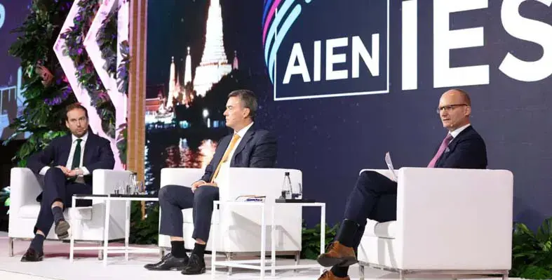 The panel addressed the role of gas in the energy transition. (Image source: AIEN International Energy Summit)