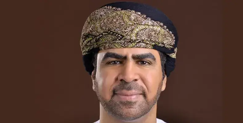 Image_of_a_man_wearing_an_Omani_turban