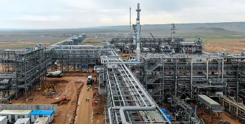 The KM250 will add 250 mn standard cu/ft per day of new processing capacity. Image_of_khor_mor_plant