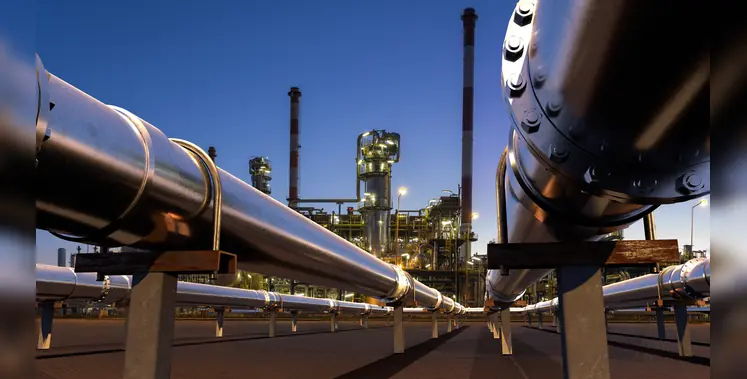 pipeline_and_refinery